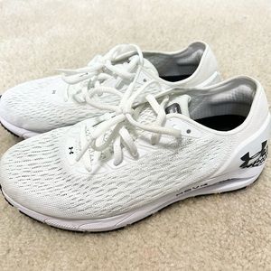 Under Armour Women’s UA HOVR Sonic 3 Running Shoes White 7.5